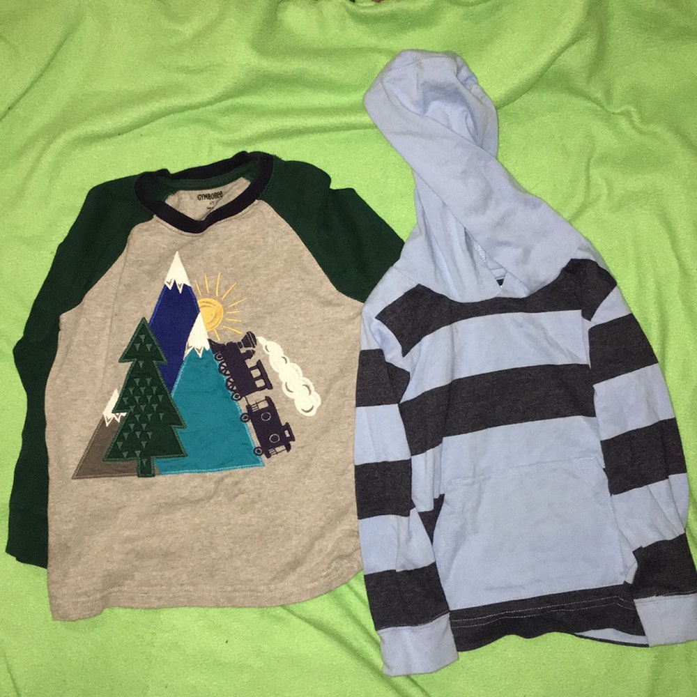2 long sleeve tees